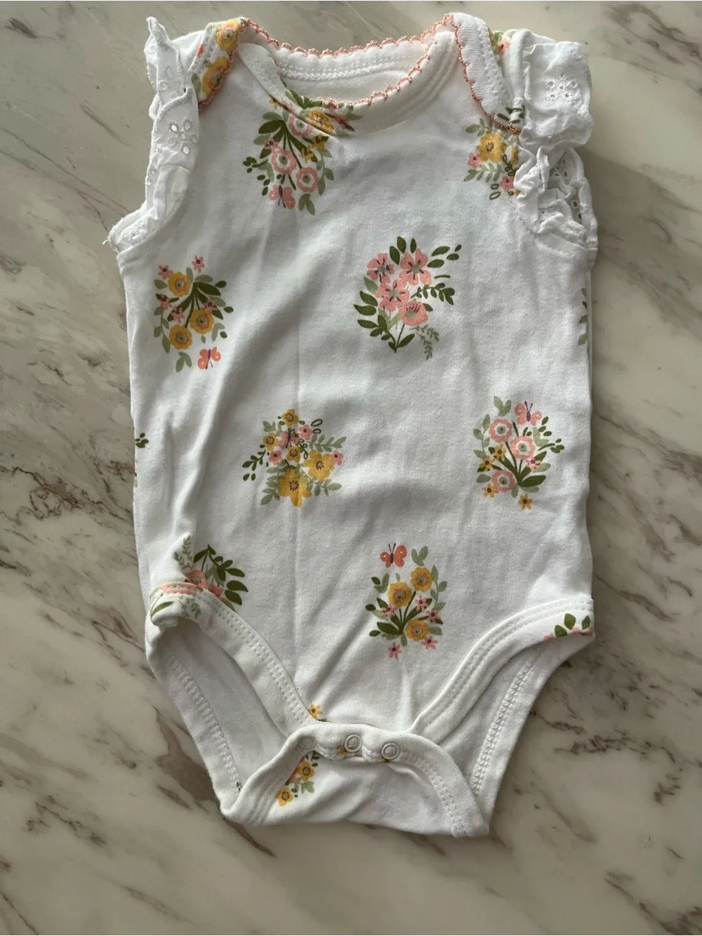 Catherine Malandrino White Floral Baby One-Piece Bodysuit